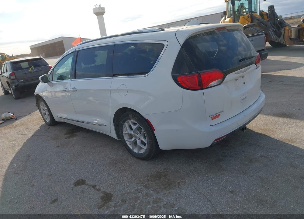 2017 CHRYSLER PACIFICA TOURING L PLUS VIN: 2C4RC1EG4HR634083