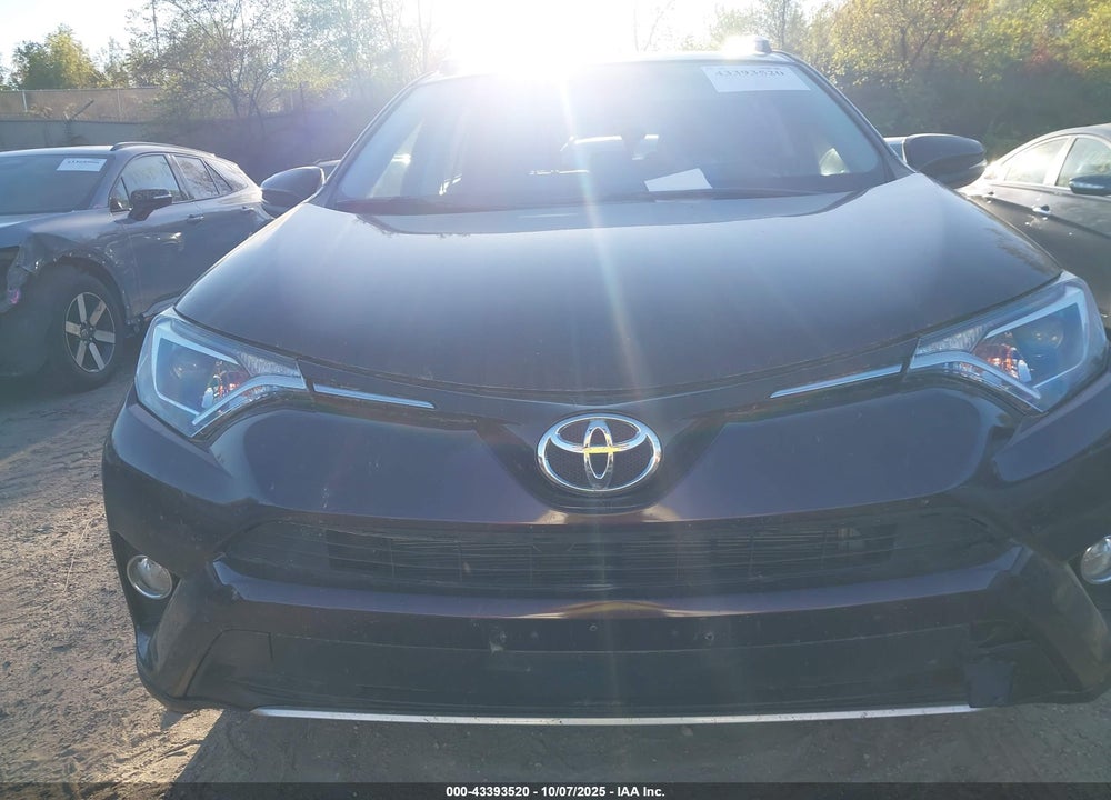 2016 TOYOTA RAV4 VIN: 2T3RFREV8GW526929