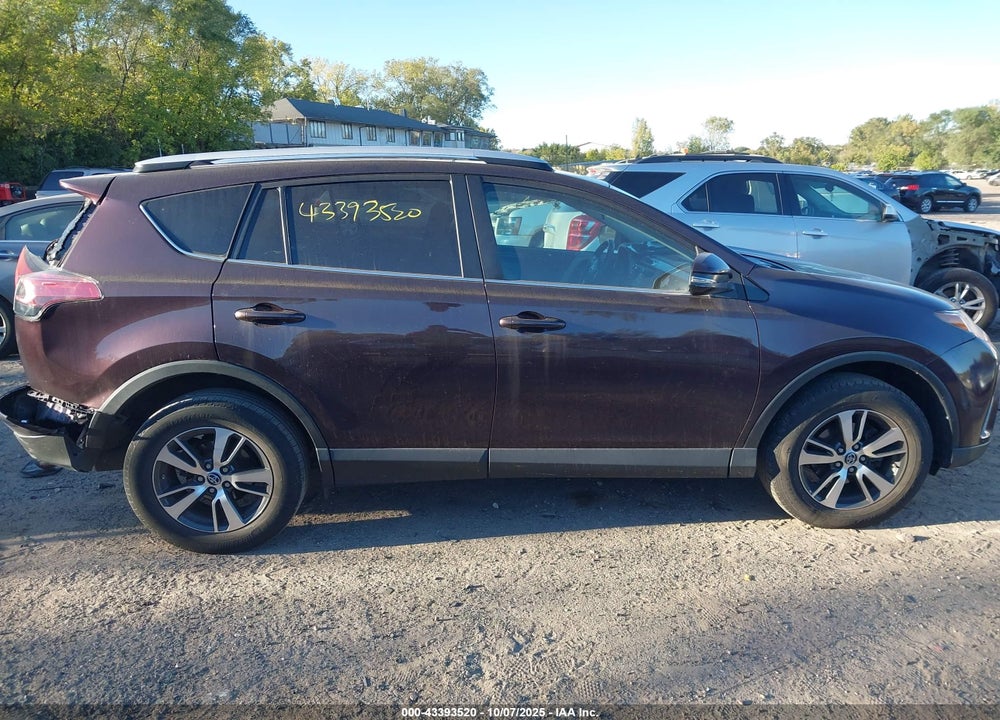 2016 TOYOTA RAV4 VIN: 2T3RFREV8GW526929