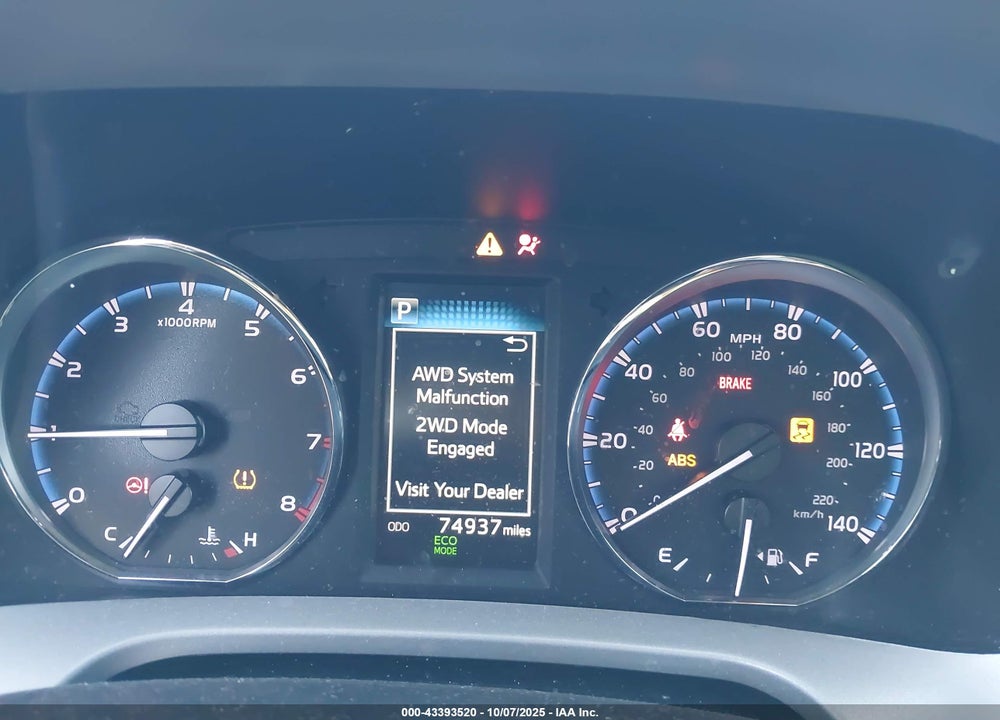 2016 TOYOTA RAV4 VIN: 2T3RFREV8GW526929