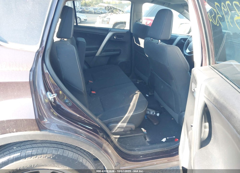 2016 TOYOTA RAV4 VIN: 2T3RFREV8GW526929