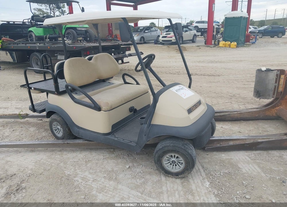 2016 CLUBCAR 4 SEATER VIN: JE1622648404