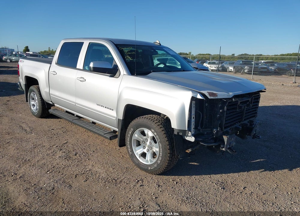 2017 CHEVROLET SILVERADO 1500 2LT VIN: 3GCUKREC5HG450043