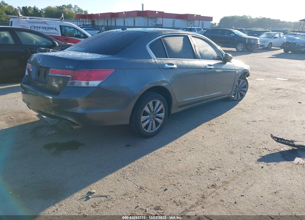 2012 HONDA ACCORD VIN: 1HGCP3F84CA026592