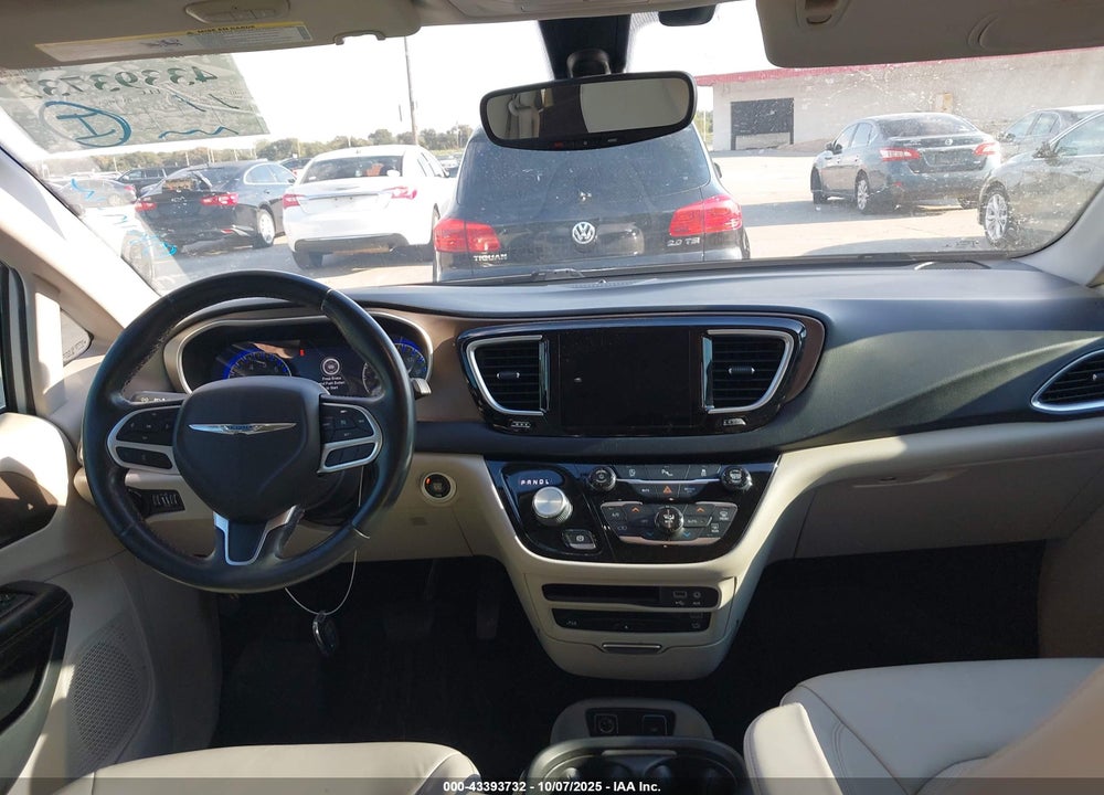2018 CHRYSLER PACIFICA TOURING L PLUS VIN: 2C4RC1EG5JR247886