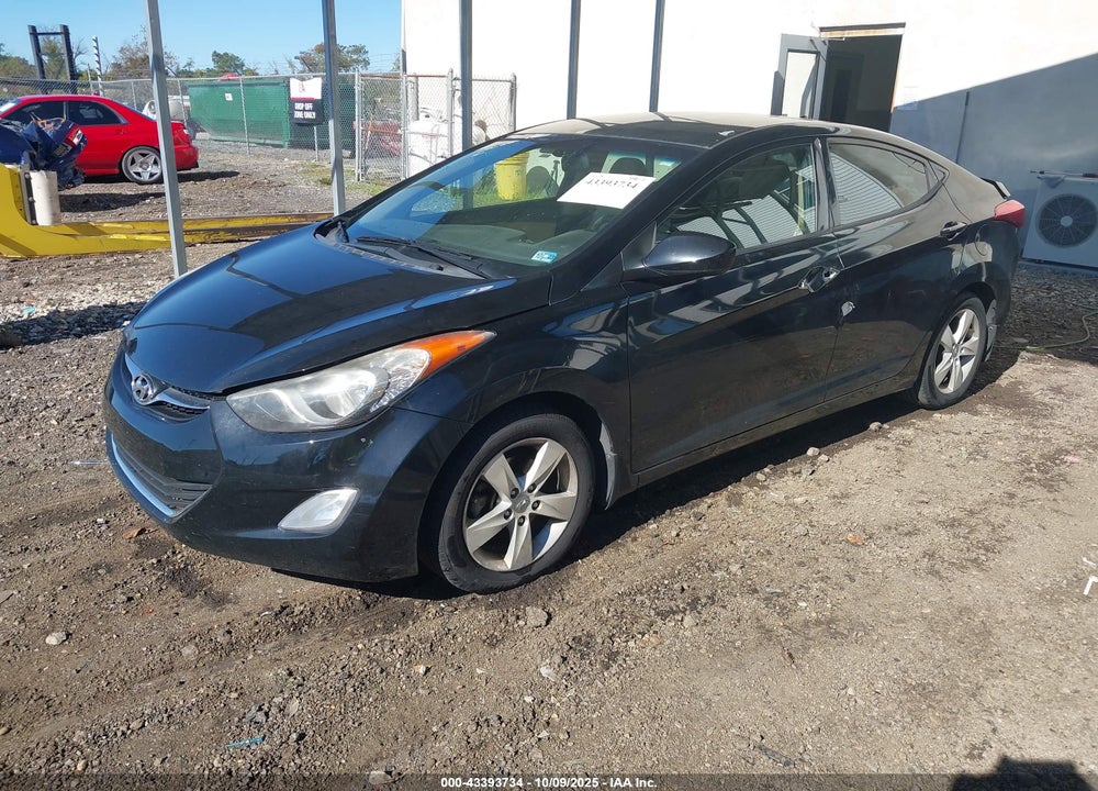 2013 HYUNDAI ELANTRA VIN: KMHDH4AE9DU644005