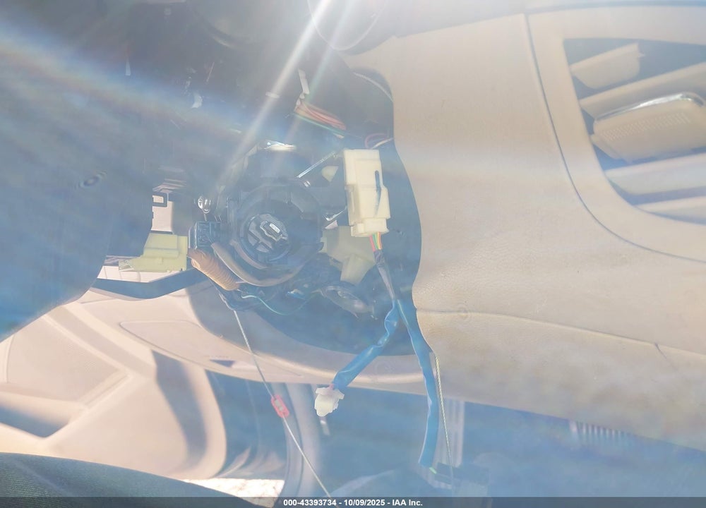 2013 HYUNDAI ELANTRA VIN: KMHDH4AE9DU644005