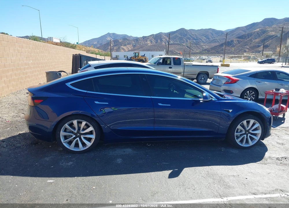 2019 TESLA MODEL 3 LONG RANGE/PERFORMANCE VIN: 5YJ3E1EB7KF365598