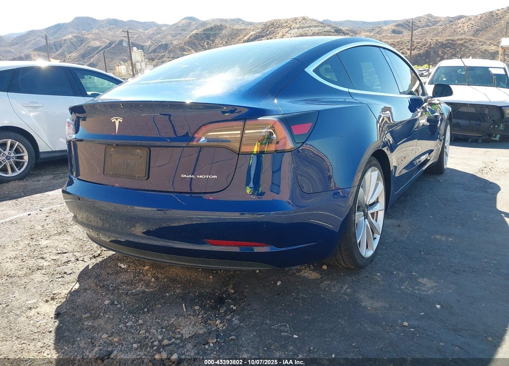 2019 TESLA MODEL 3 LONG RANGE/PERFORMANCE VIN: 5YJ3E1EB7KF365598