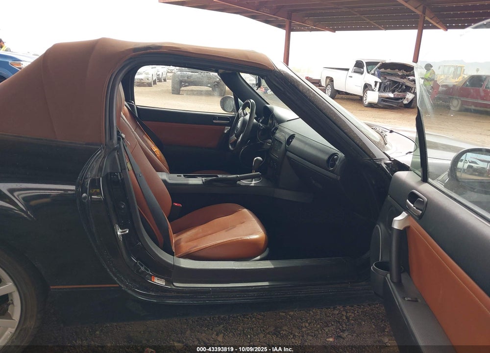 2008 MAZDA MX-5 GRAND TOURING VIN: JM1NC25F880142405