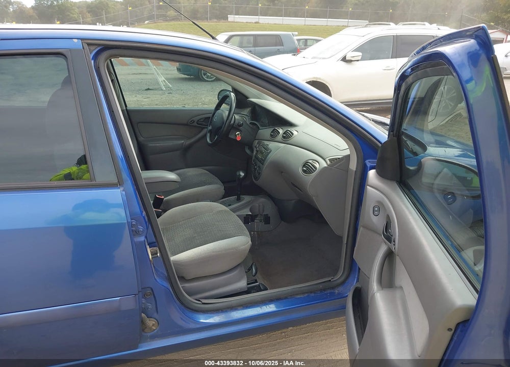 2002 FORD FOCUS ZTS VIN: 1FAFP38372W225785