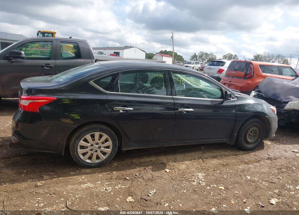 2017 NISSAN SENTRA S VIN: 3N1AB7AP7HY392627