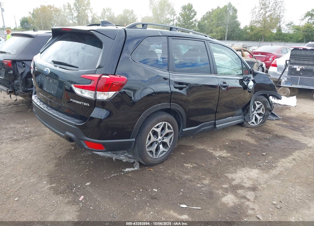 2023 SUBARU FORESTER PREMIUM VIN: JF2SKADC0PH532519