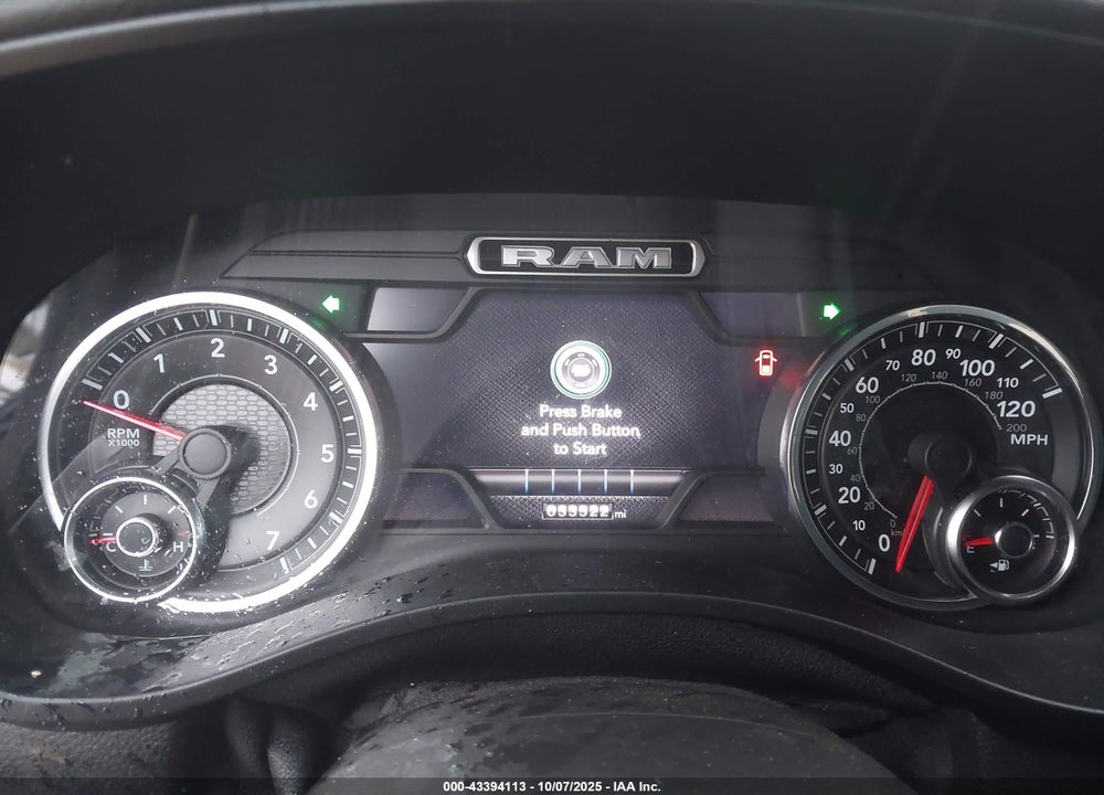 2021 RAM 1500 BIG HORN 4X4 6'4 BOX VIN: 1C6RRFBG2MN834670