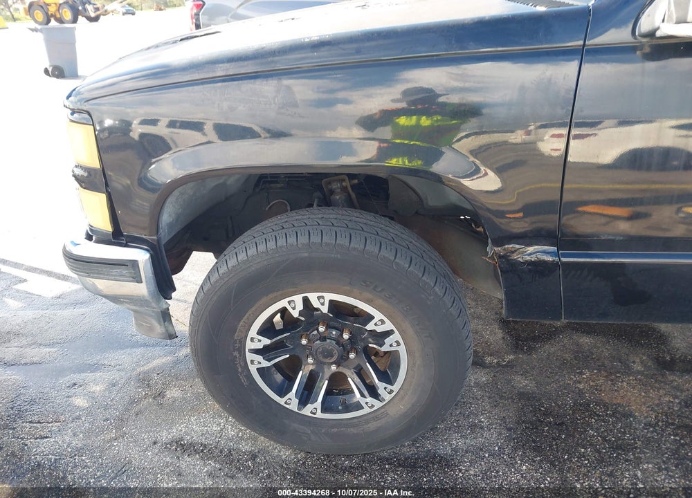 1995 CHEVROLET GMT-400 K1500 VIN: 2GCEK19K1S1262000