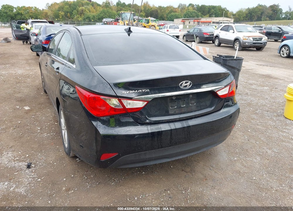 2014 HYUNDAI SONATA VIN: 5NPEB4AC2EH908332