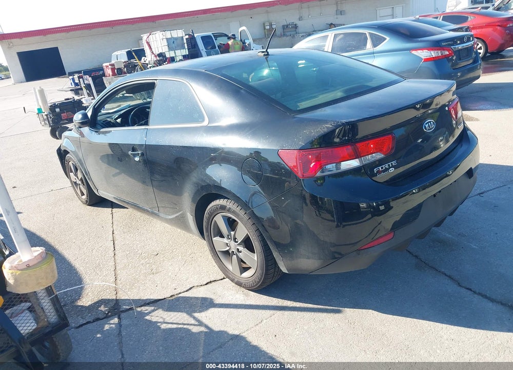 2011 KIA FORTE VIN: KNAFU6A29B5454722