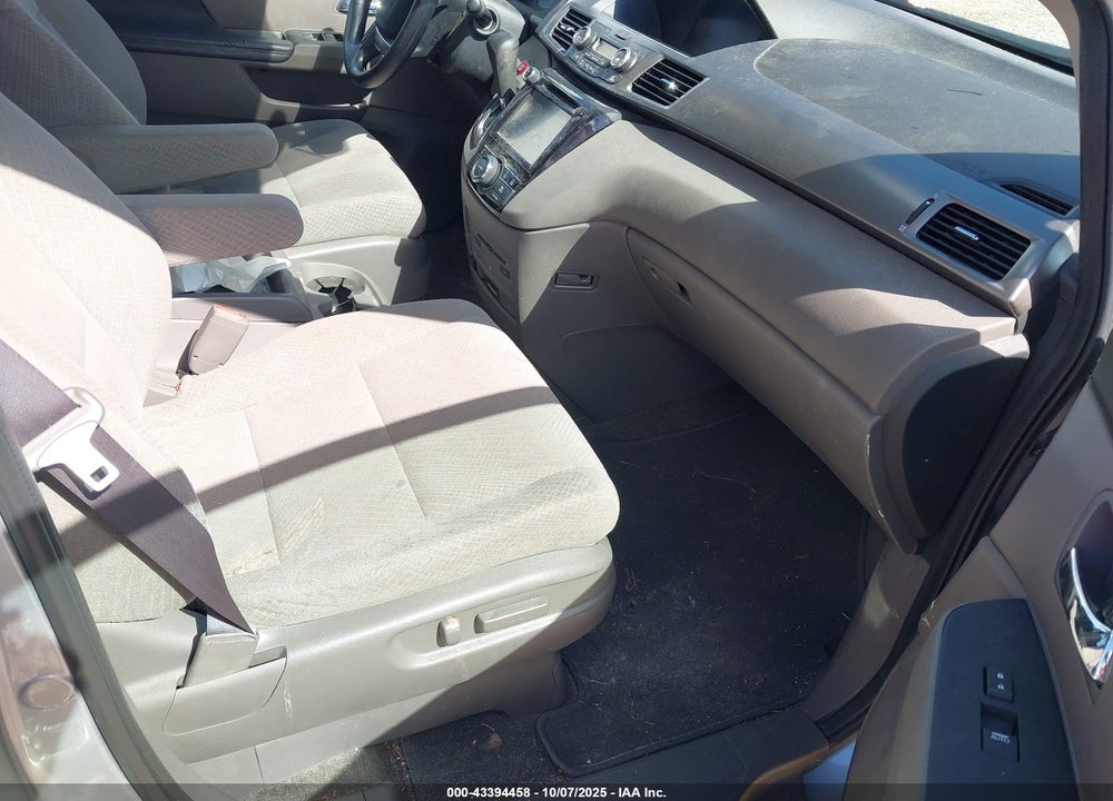 2016 HONDA ODYSSEY VIN: 5FNRL5H31GB053375