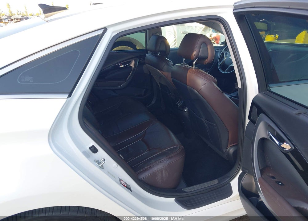 2014 HYUNDAI AZERA VIN: KMHFH4JG4EA420105