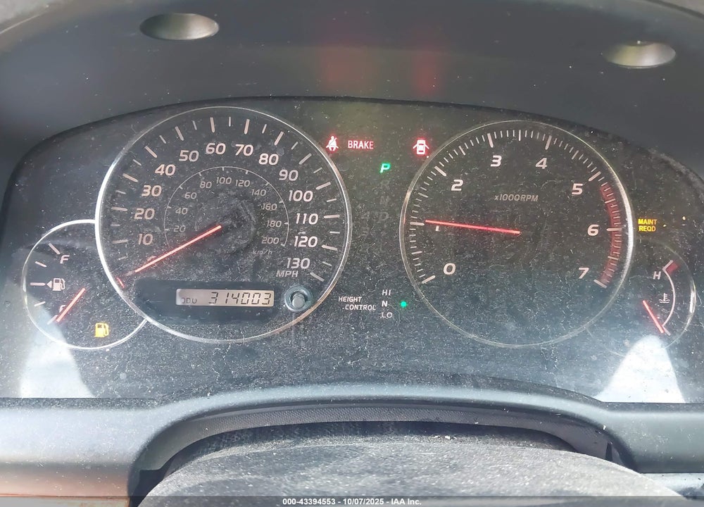 2004 LEXUS GX 470 VIN: JTJBT20X740024565