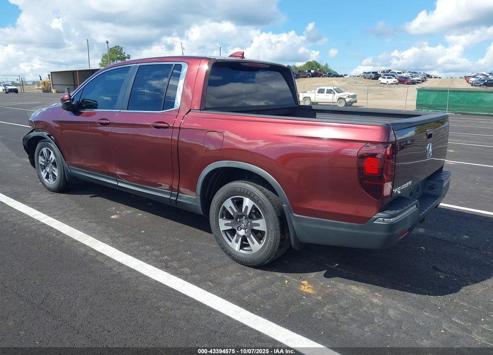2017 HONDA RIDGELINE RTL-T VIN: 5FPYK2F64HB005436