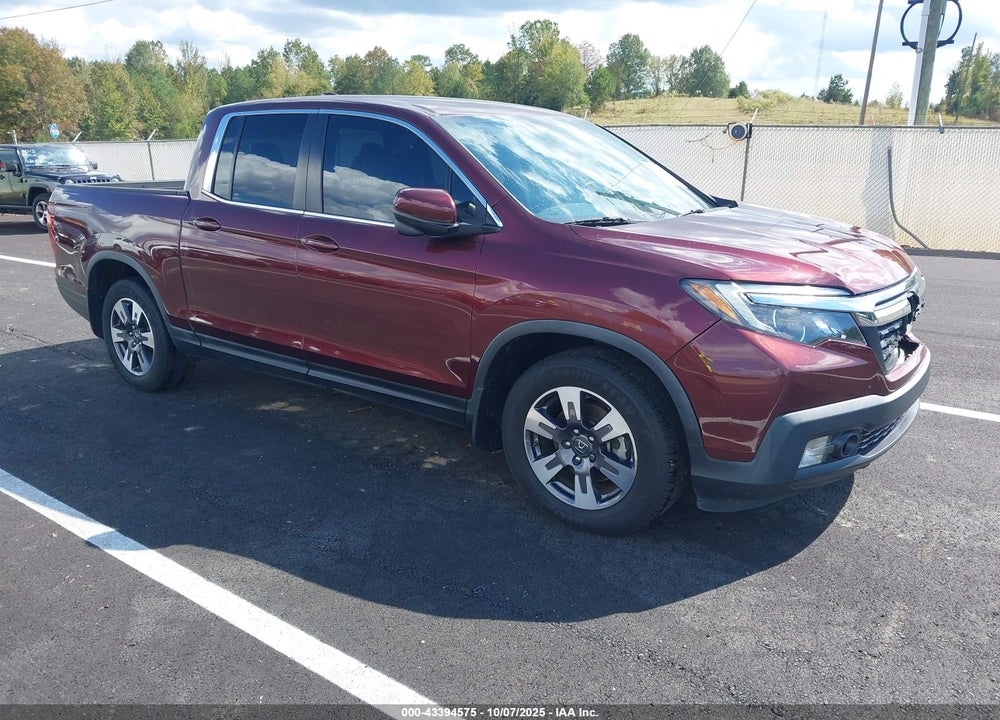 2017 HONDA RIDGELINE RTL-T VIN: 5FPYK2F64HB005436