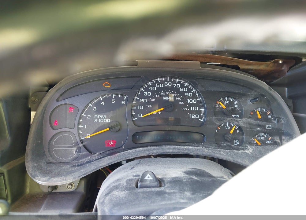2005 CHEVROLET SILVERADO 1500 Z71 VIN: 2GCEK13T051373854
