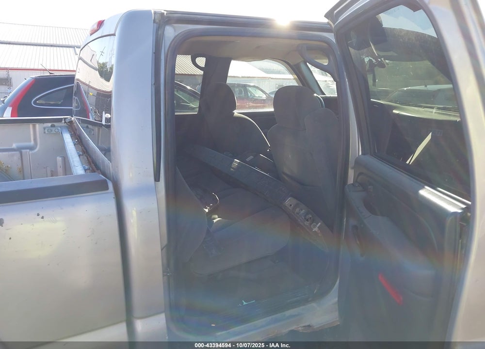 2005 CHEVROLET SILVERADO 1500 Z71 VIN: 2GCEK13T051373854