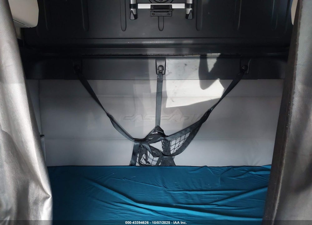 2019 FREIGHTLINER NEW CASCADIA 126 VIN: 3AKJHHDR0KSHU6227