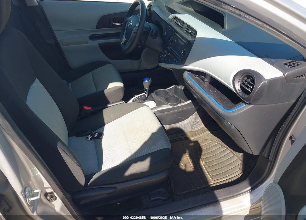 2012 TOYOTA PRIUS C VIN: JTDKDTB37C1519504