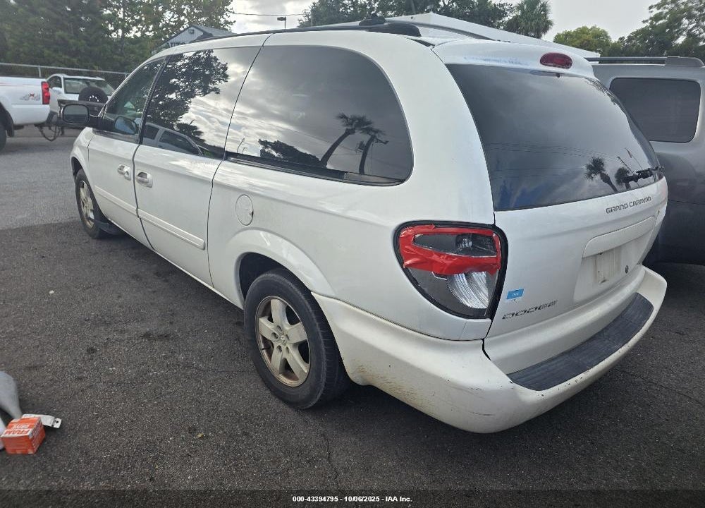 2005 DODGE GRAND CARAVAN SXT VIN: 2D4GP44L45R277109