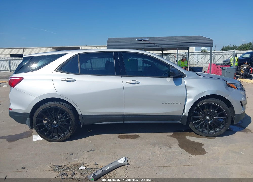 2018 CHEVROLET EQUINOX LS VIN: 2GNAXHEV6J6136362
