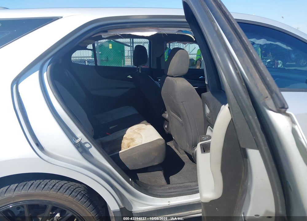 2018 CHEVROLET EQUINOX LS VIN: 2GNAXHEV6J6136362