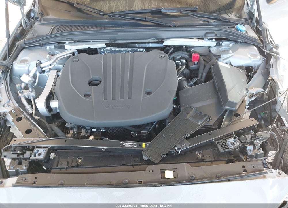 2024 VOLVO S60 B5 CORE DARK THEME VIN: 7JRL12FK2RG318951