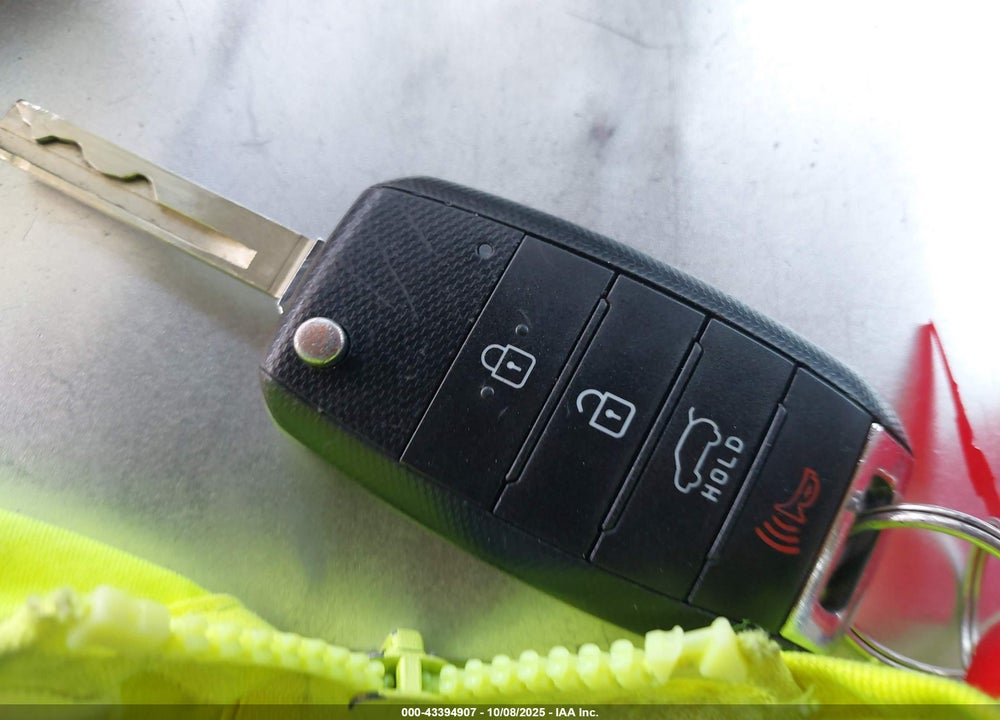 2020 KIA SORENTO 2.4L LX VIN: 5XYPG4A31LG634622
