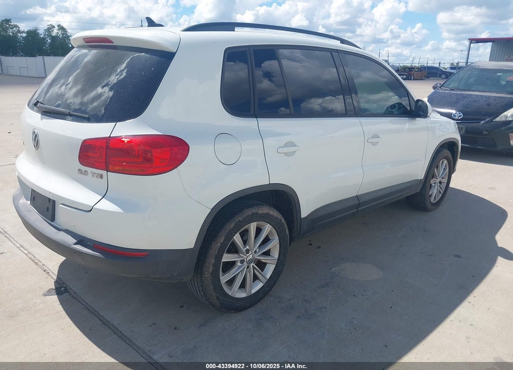 2015 VOLKSWAGEN TIGUAN VIN: WVGAV7AX8FW600258