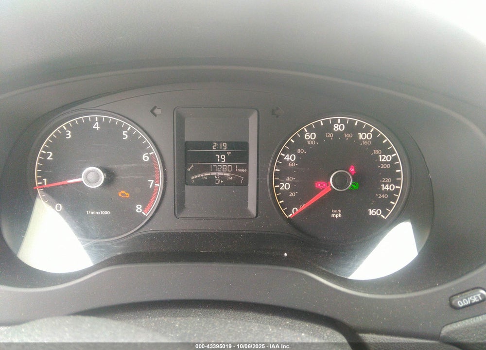 2011 VOLKSWAGEN JETTA VIN: 3VW2K7AJ4BM399236