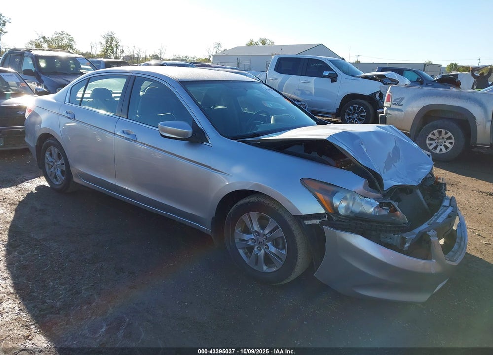 2011 HONDA ACCORD 2.4 LX-P VIN: 1HGCP2F45BA093496