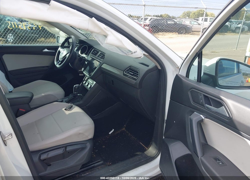 2019 VOLKSWAGEN TIGUAN 2.0T SE/2.0T SEL/2.0T SEL R-LINE/2.0T SEL R-LINE BLACK VIN: 3VV2B7AX3KM004357