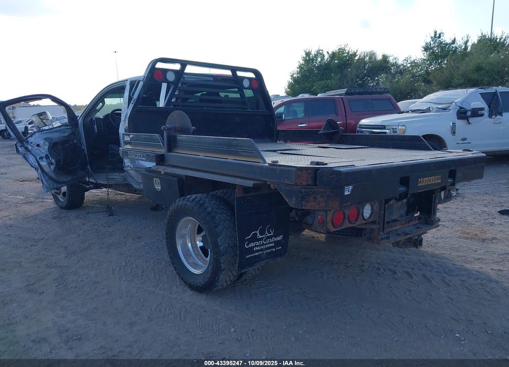 2018 CHEVROLET SILVERADO 3500HD LT VIN: 1GC4KZCY4JF184245