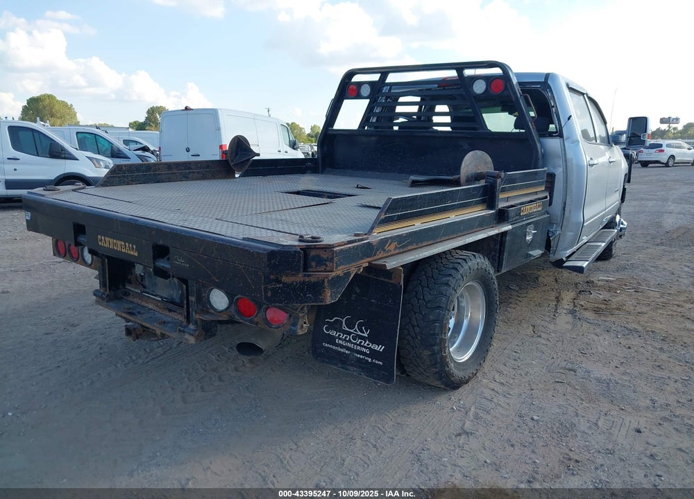 2018 CHEVROLET SILVERADO 3500HD LT VIN: 1GC4KZCY4JF184245
