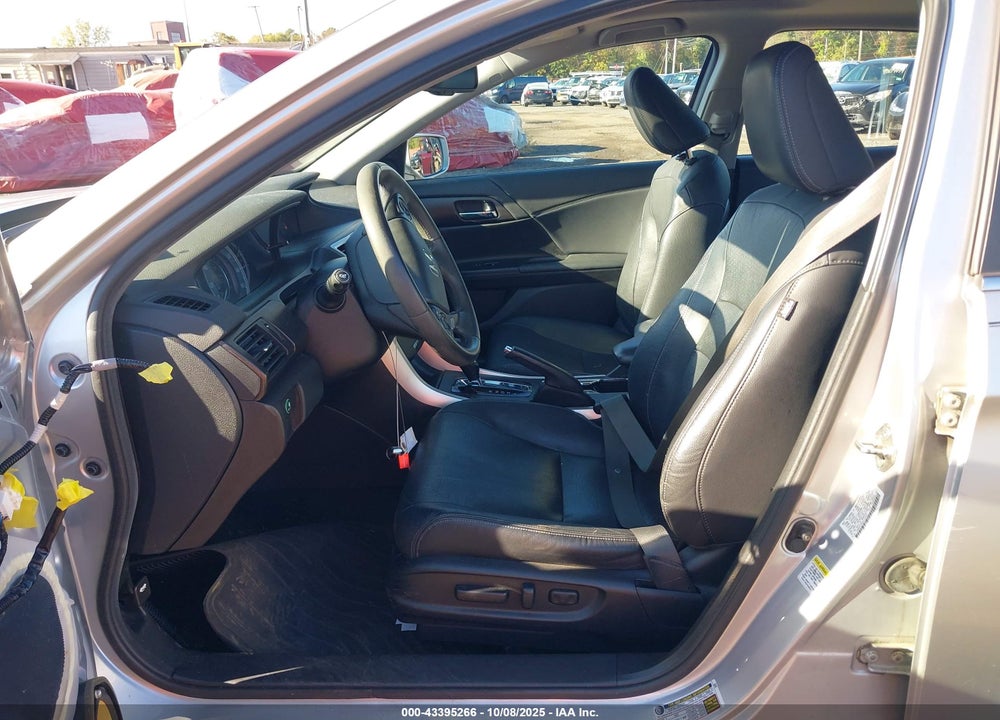 2014 HONDA ACCORD VIN: 1HGCR2F85EA134405