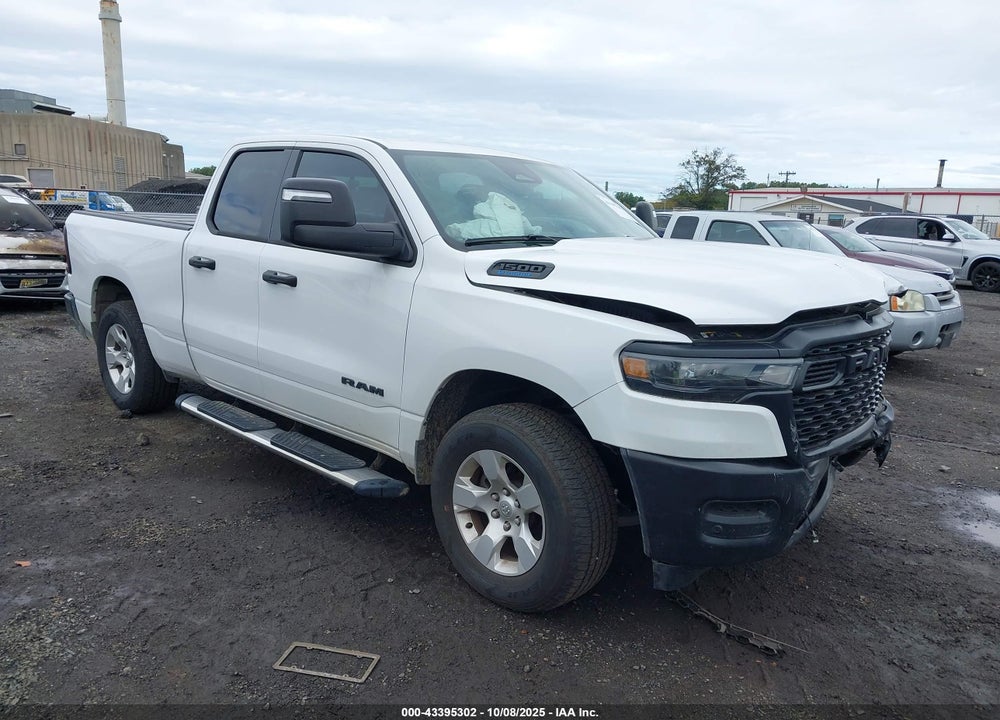 2025 RAM 1500 TRADESMAN 4X4 6'4 BOX VIN: 1C6RRFCG1SN557487