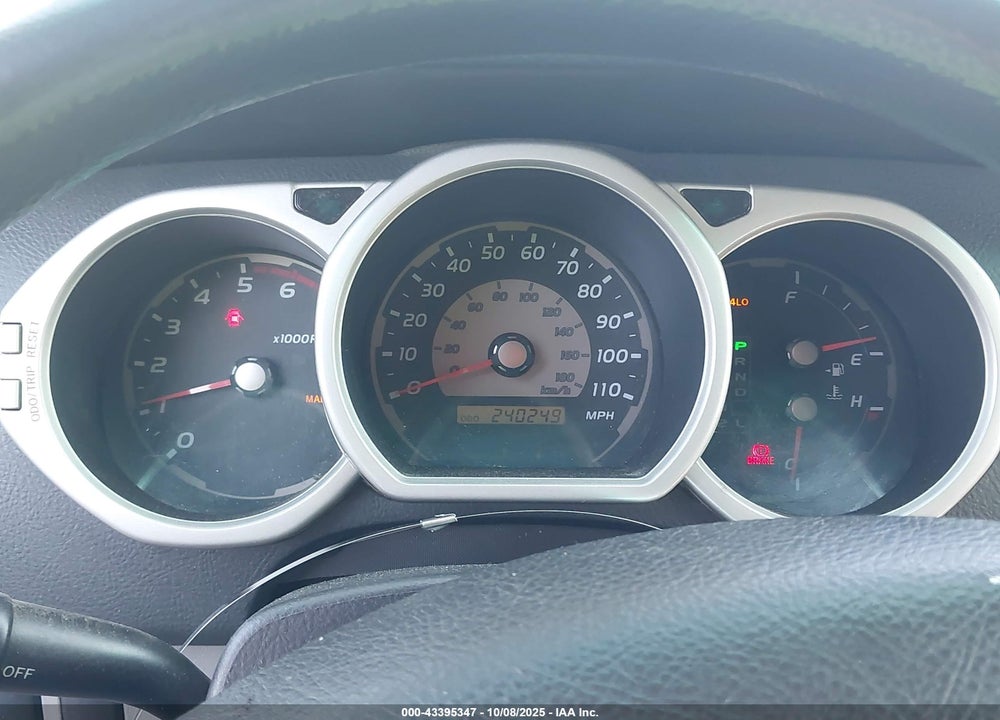 2003 TOYOTA 4RUNNER SR5 V8 VIN: JTEBT14R730027811