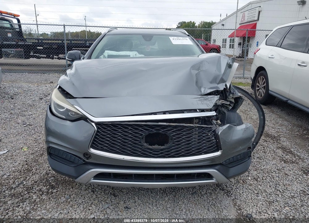 2017 INFINITI QX30 LUXURY VIN: SJKCH5CR7HA032945