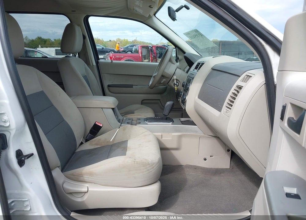 2008 FORD ESCAPE XLT VIN: 1FMCU93Z18KA10032