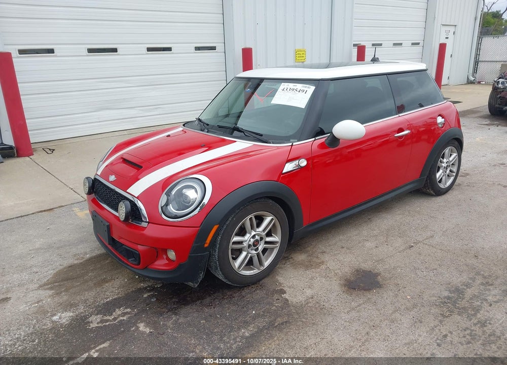2012 MINI COOPER VIN: WMWSV3C53CTY18194