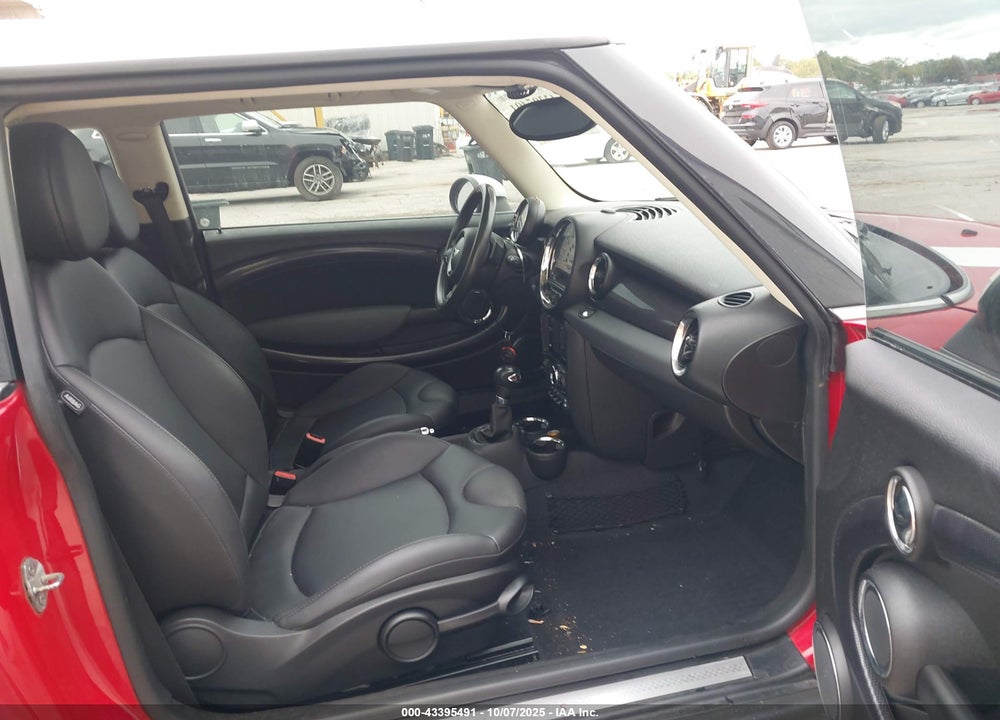 2012 MINI COOPER VIN: WMWSV3C53CTY18194