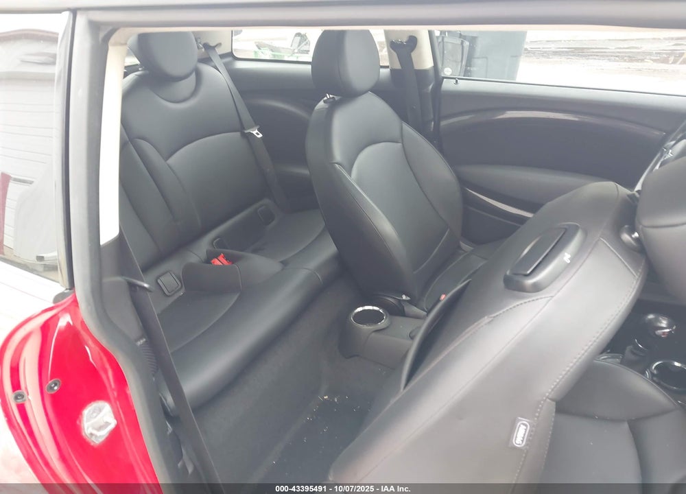 2012 MINI COOPER VIN: WMWSV3C53CTY18194
