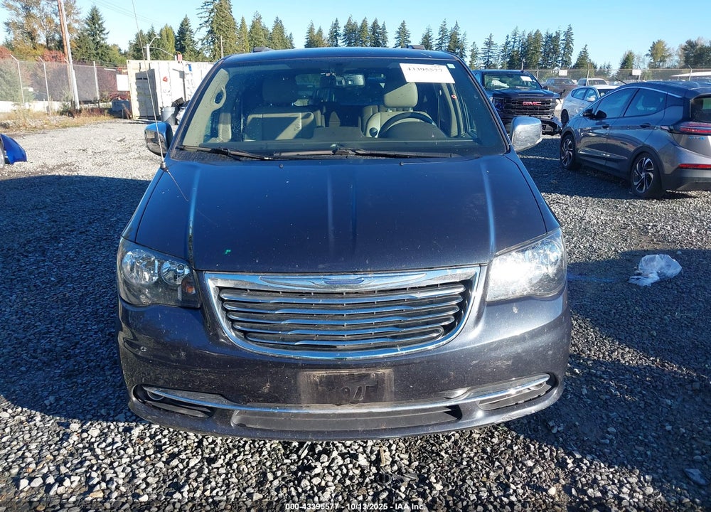 2013 CHRYSLER TOWN & COUNTRY VIN: 2C4RC1CG0DR736977
